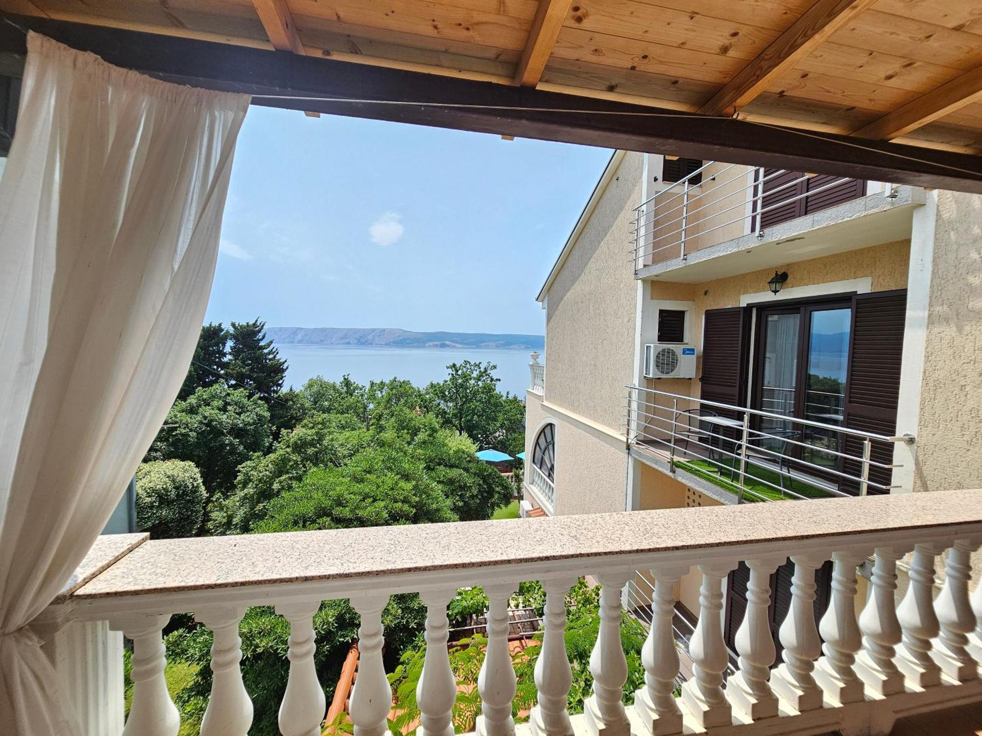 Apartments Villa Vera โนวีวีโนดอลสกี ภายนอก รูปภาพ