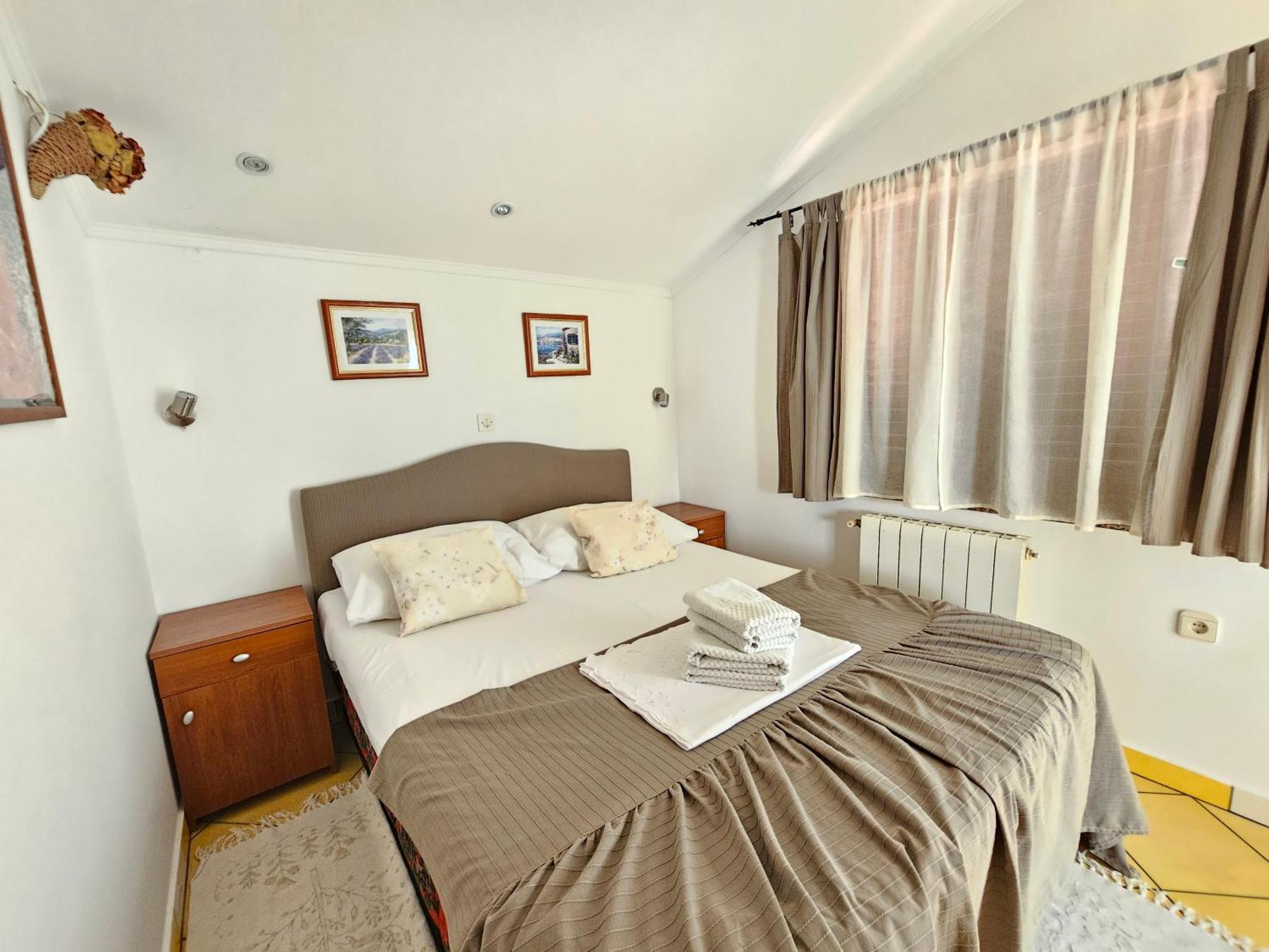 Apartments Villa Vera โนวีวีโนดอลสกี ภายนอก รูปภาพ